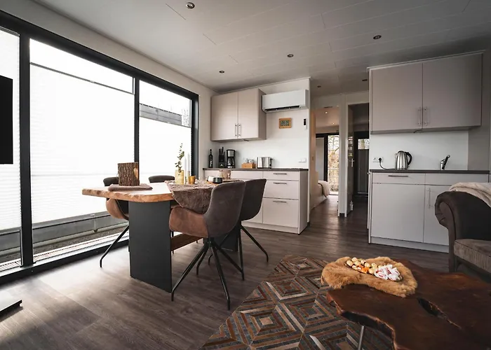 Schoenes Hausboot In Hoexter Bateau-hôtel Höxter