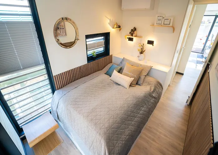 Schoenes Hausboot In Hoexter Bateau-hôtel *